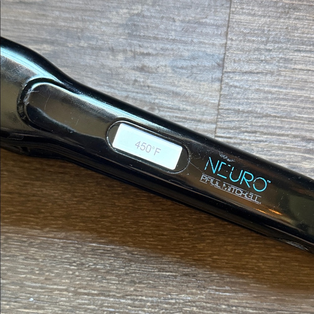 Paul Mitchell Neuro Smooth Titanium Flat Iron 1 1/4 - Picture 7 of 9
